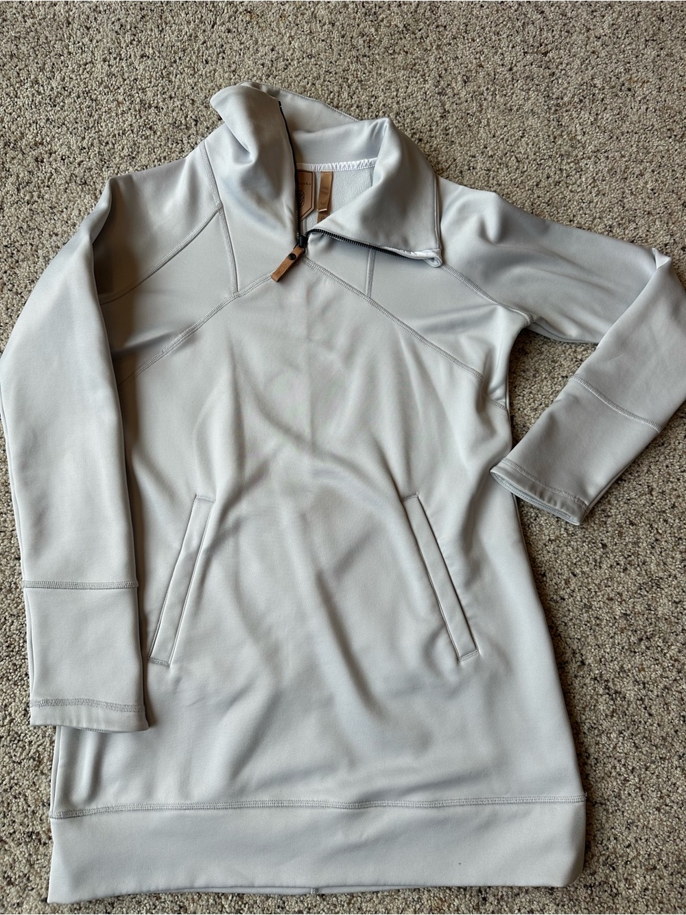 Women's Light Gray Pullover Ski Jacket with Half-Zip Collar